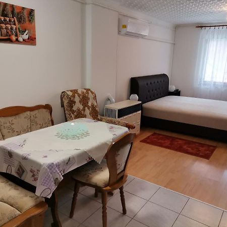 Aida Apartman Гаркань Екстер'єр фото