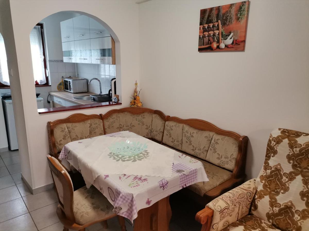 Aida Apartman Гаркань Екстер'єр фото