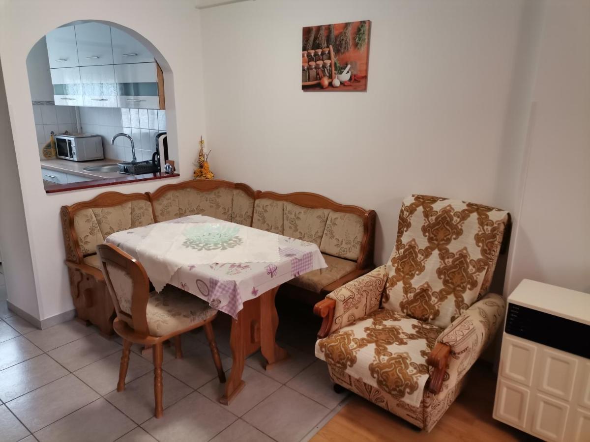 Aida Apartman Гаркань Екстер'єр фото