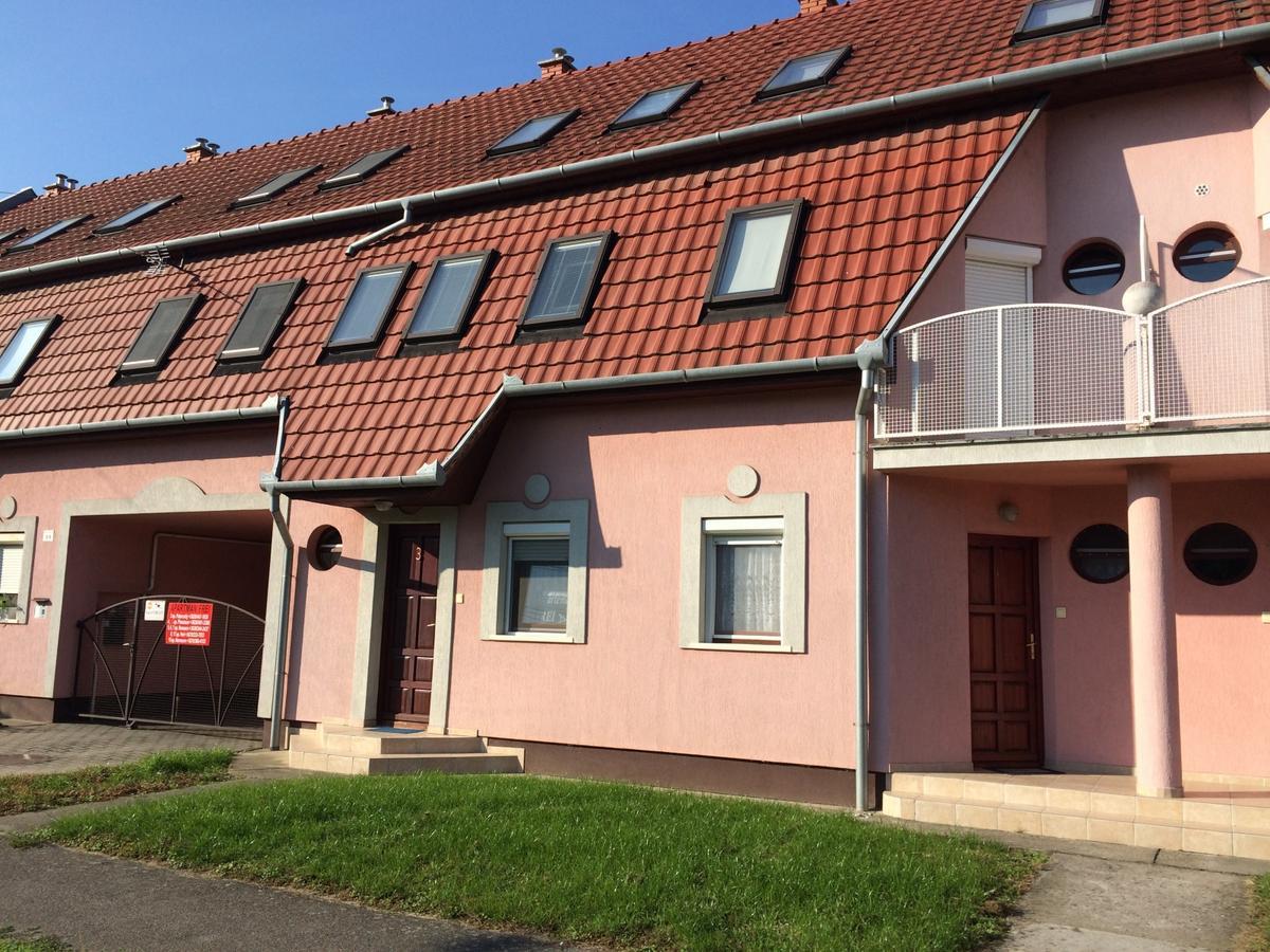 Aida Apartman Гаркань Екстер'єр фото